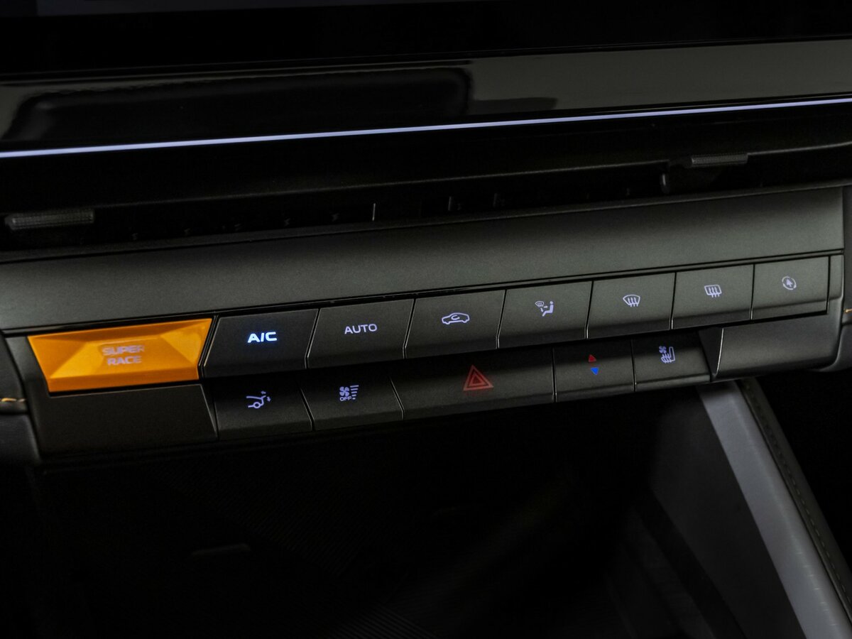 Б/У Чанган УНИ-В 2023 года. Фото: #14