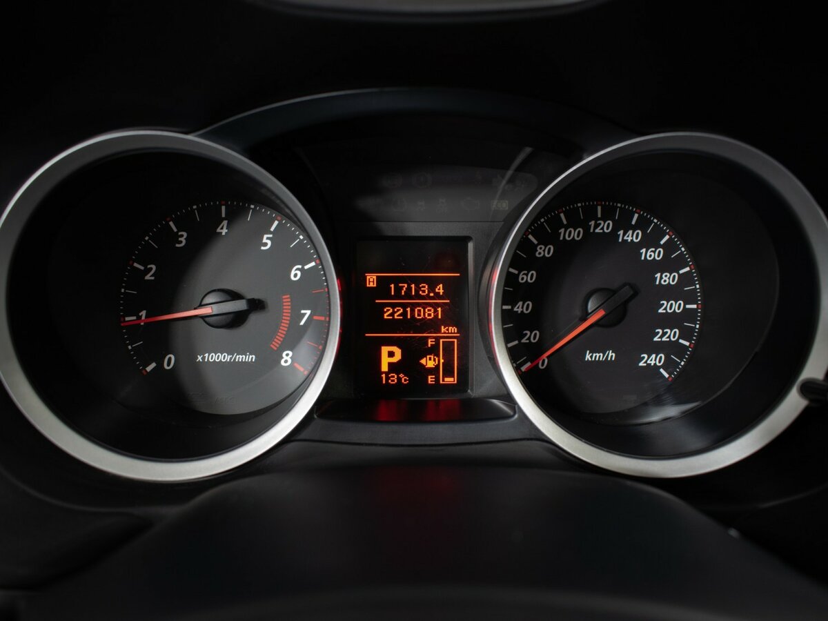 Б/У Митсубиши Лансер 2010 года. Фото: #9