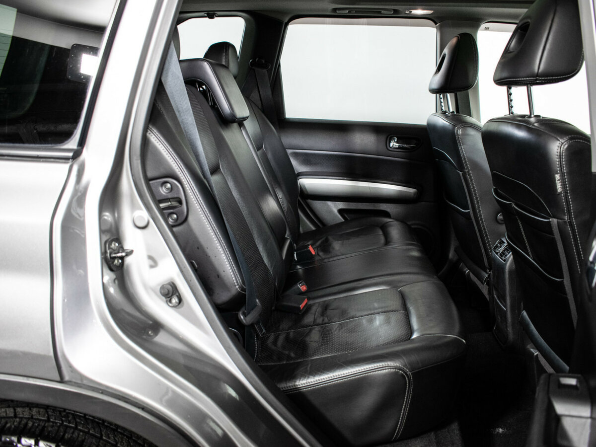 Б/У Ниссан Икс-Трейл 2010 года. Фото: #9