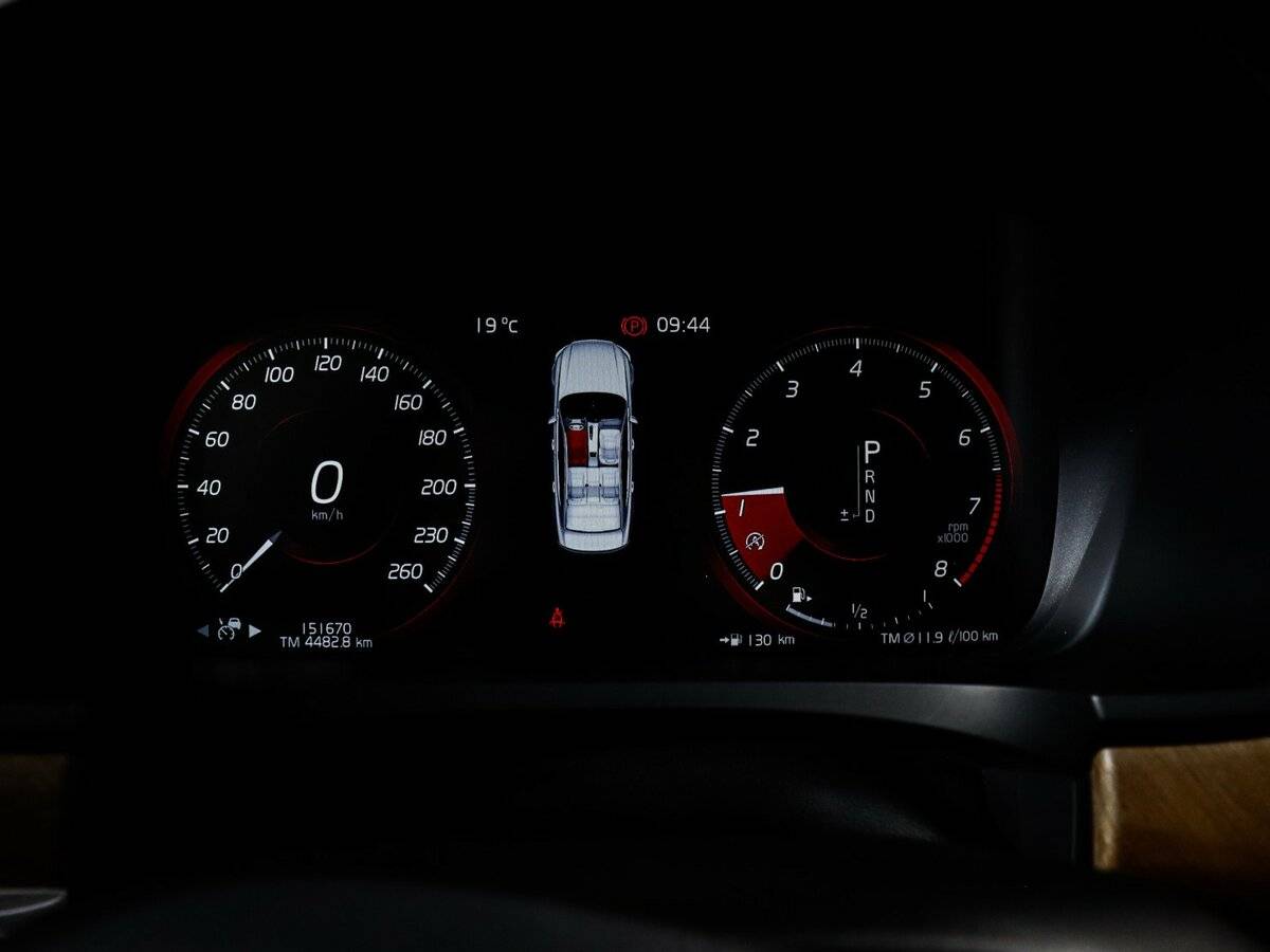 Б/У Вольво С90 2019 года. Фото: #8