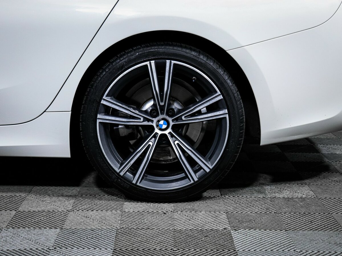 Б/У БМВ 3 серии 2020 года. Фото: #11