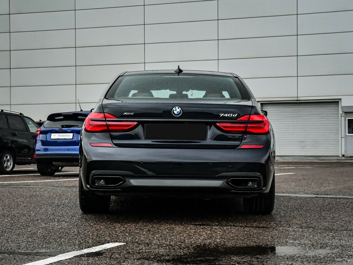 Б/У БМВ 7 серии 2018 года. Фото: #5