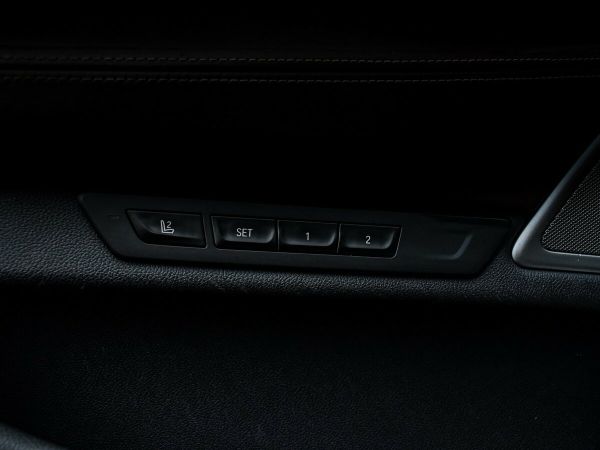 Б/У БМВ 7 серии 2018 года. Фото: #16