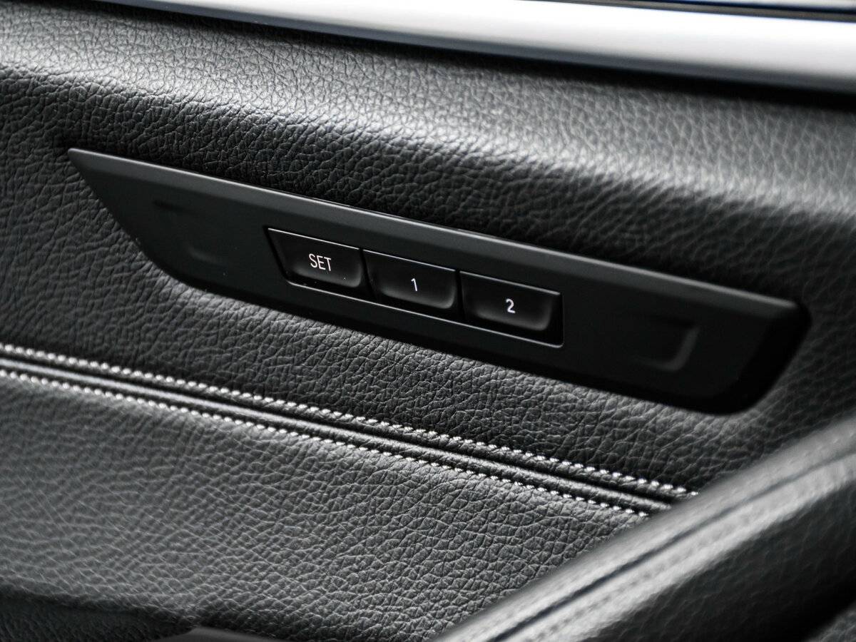 Б/У БМВ 5 серии 2021 года. Фото: #20