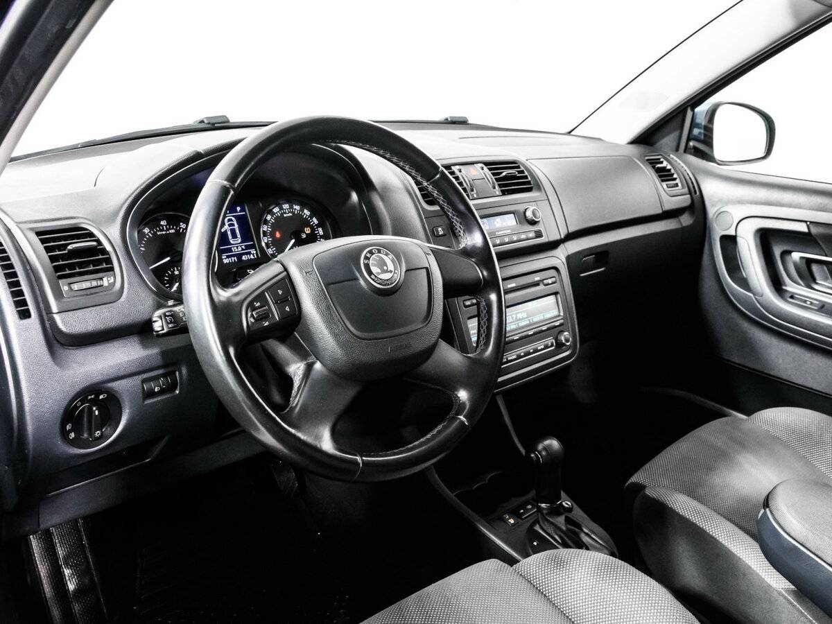 Б/У Шкода Фабия 2011 года. Фото: #11