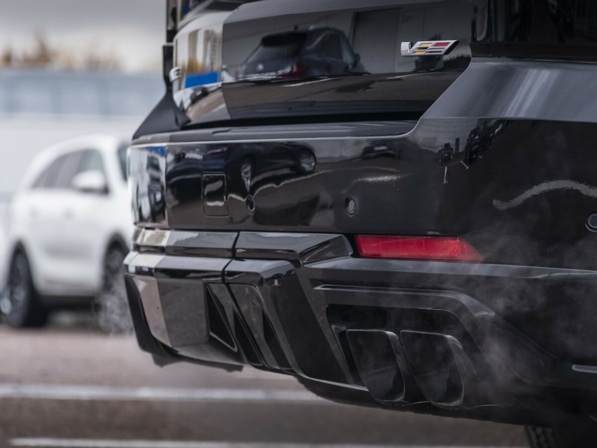 Б/У Кадиллак Escalade-V 2025 года. Фото: #7