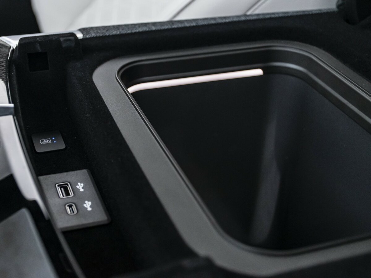 Б/У Кадиллак Escalade-V 2025 года. Фото: #29