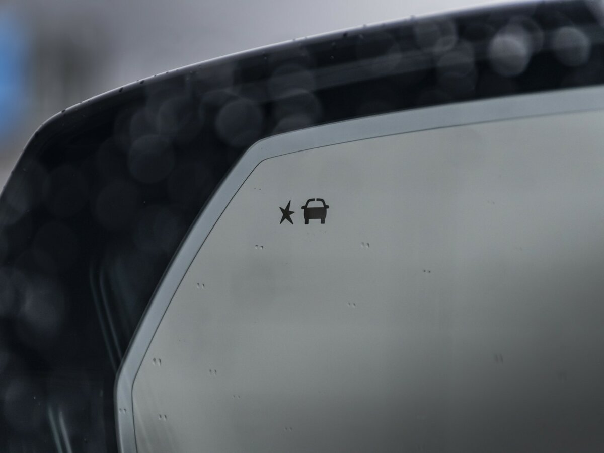 Б/У Кадиллак Escalade-V 2025 года. Фото: #34