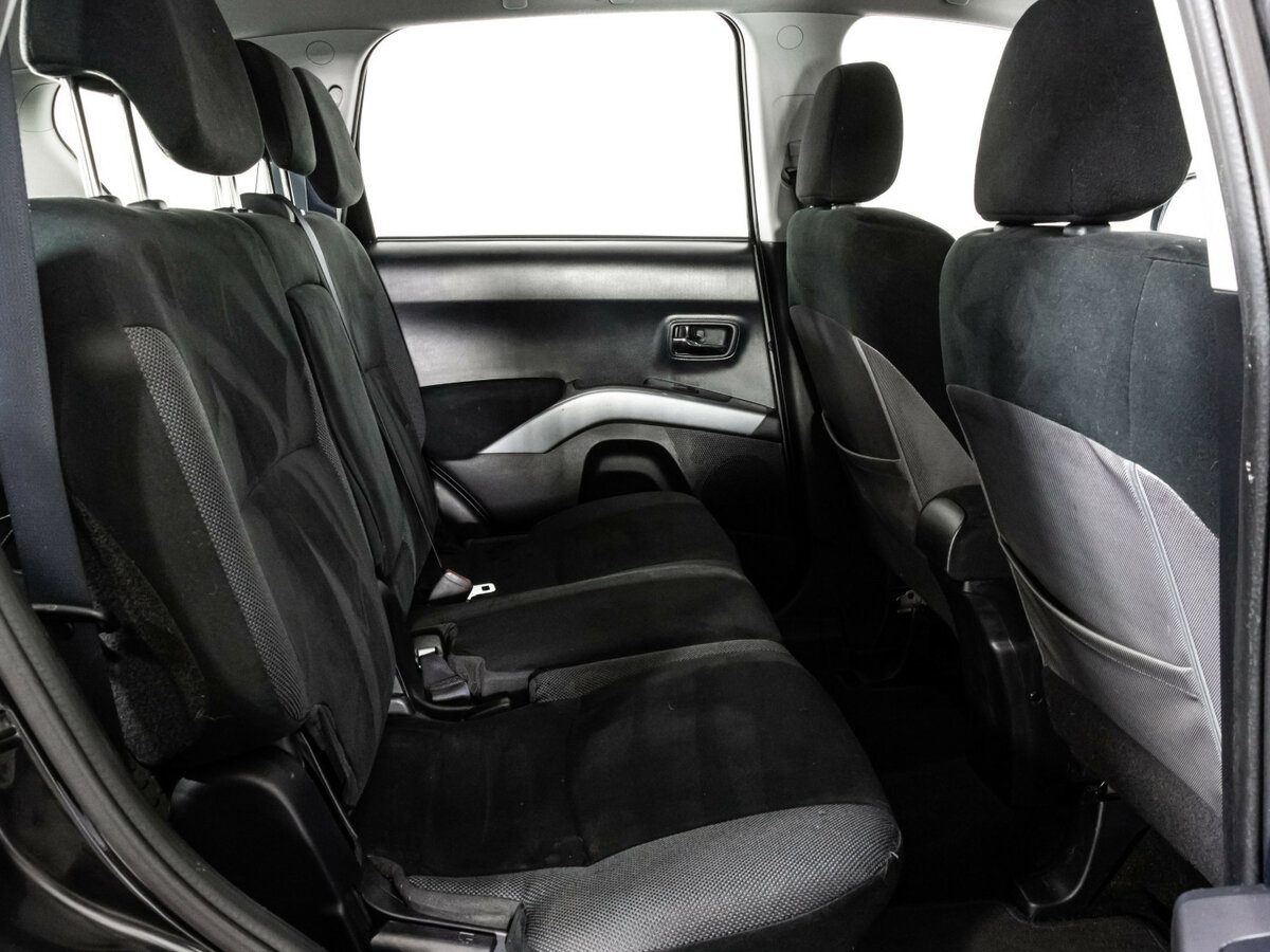 Б/У Митсубиши Оутлэндер 2007 года. Фото: #11