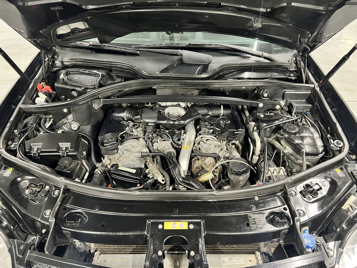 Б/У Мерседес-Бенц ГЛ-Класс 2011 года. Фото: #8