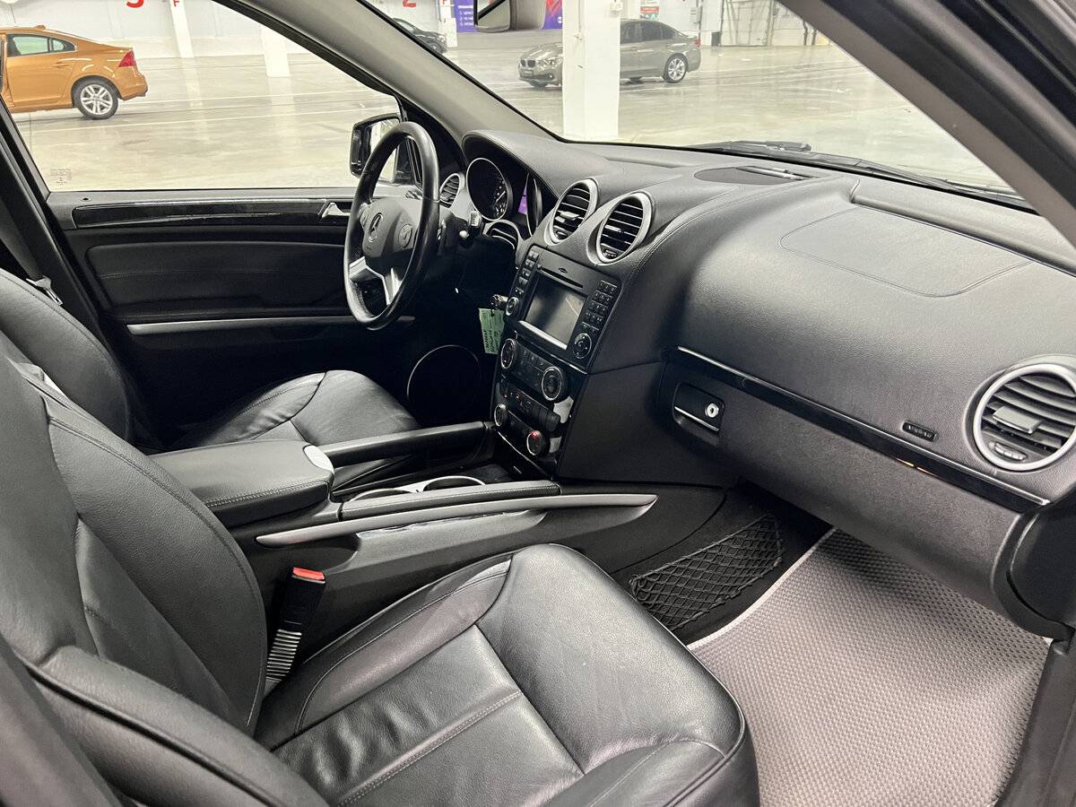 Б/У Мерседес-Бенц ГЛ-Класс 2011 года. Фото: #10