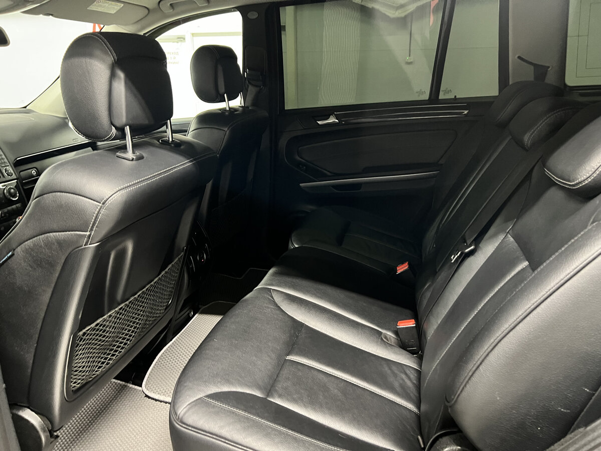 Б/У Мерседес-Бенц ГЛ-Класс 2011 года. Фото: #11