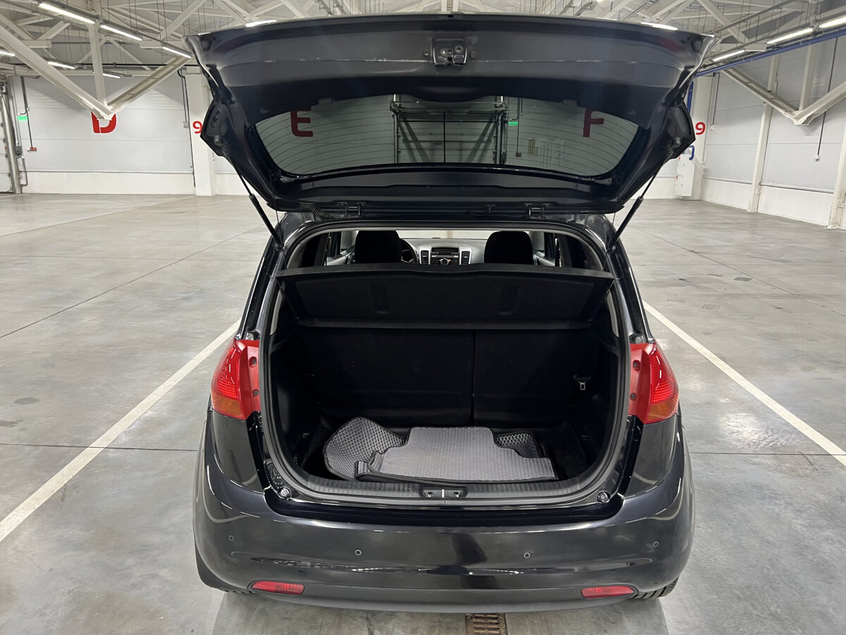 Б/У Киа Венга 2013 года. Фото: #8