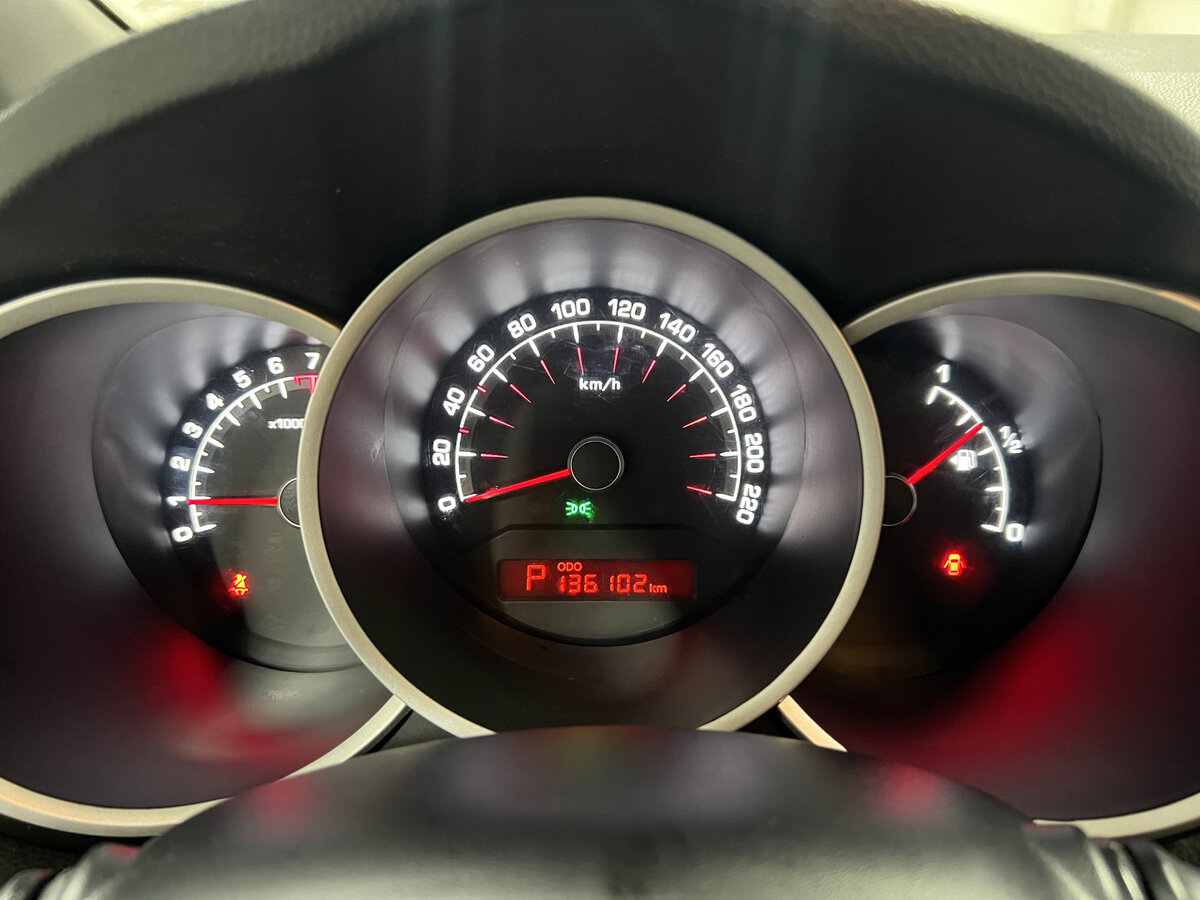 Б/У Киа Венга 2013 года. Фото: #11