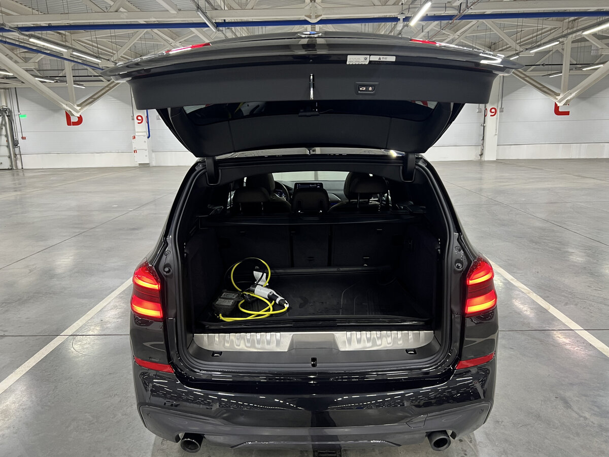 Б/У БМВ Икс3 2021 года. Фото: #9