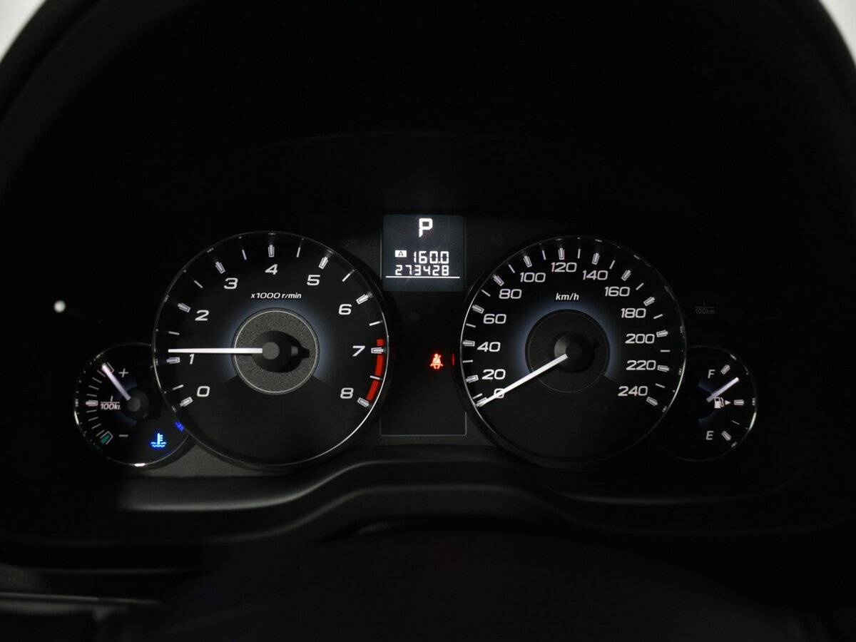 Б/У Субару Легаси 2011 года. Фото: #10