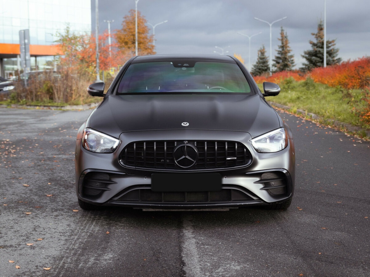 Б/У Мерседес-Бенц Е-Класс АМГ 2021 года. Фото: #2