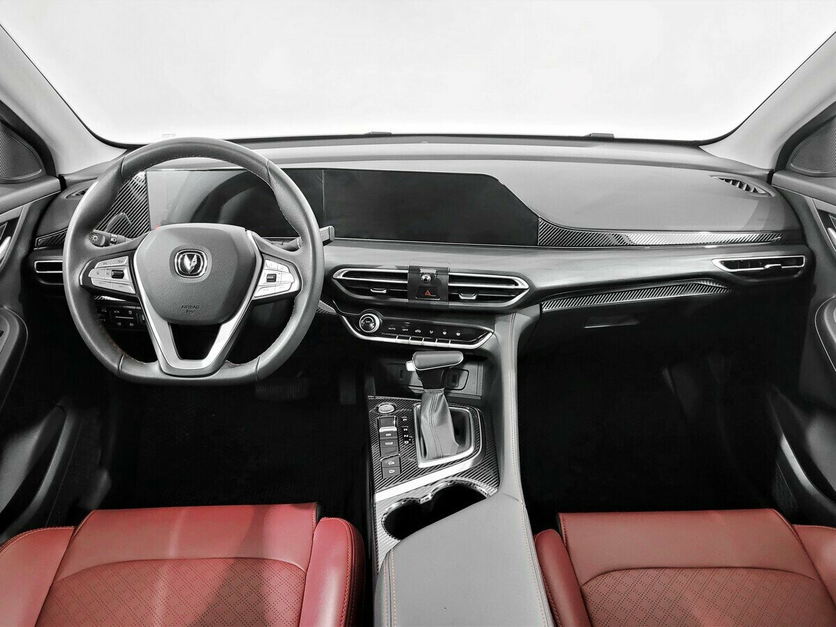 Б/У Чанган Еадо Плюс 2024 года. Фото: #4