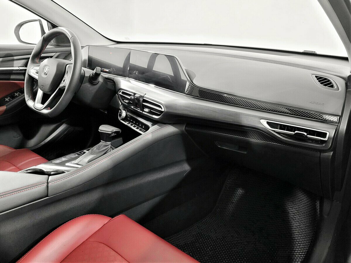 Б/У Чанган Еадо Плюс 2024 года. Фото: #10