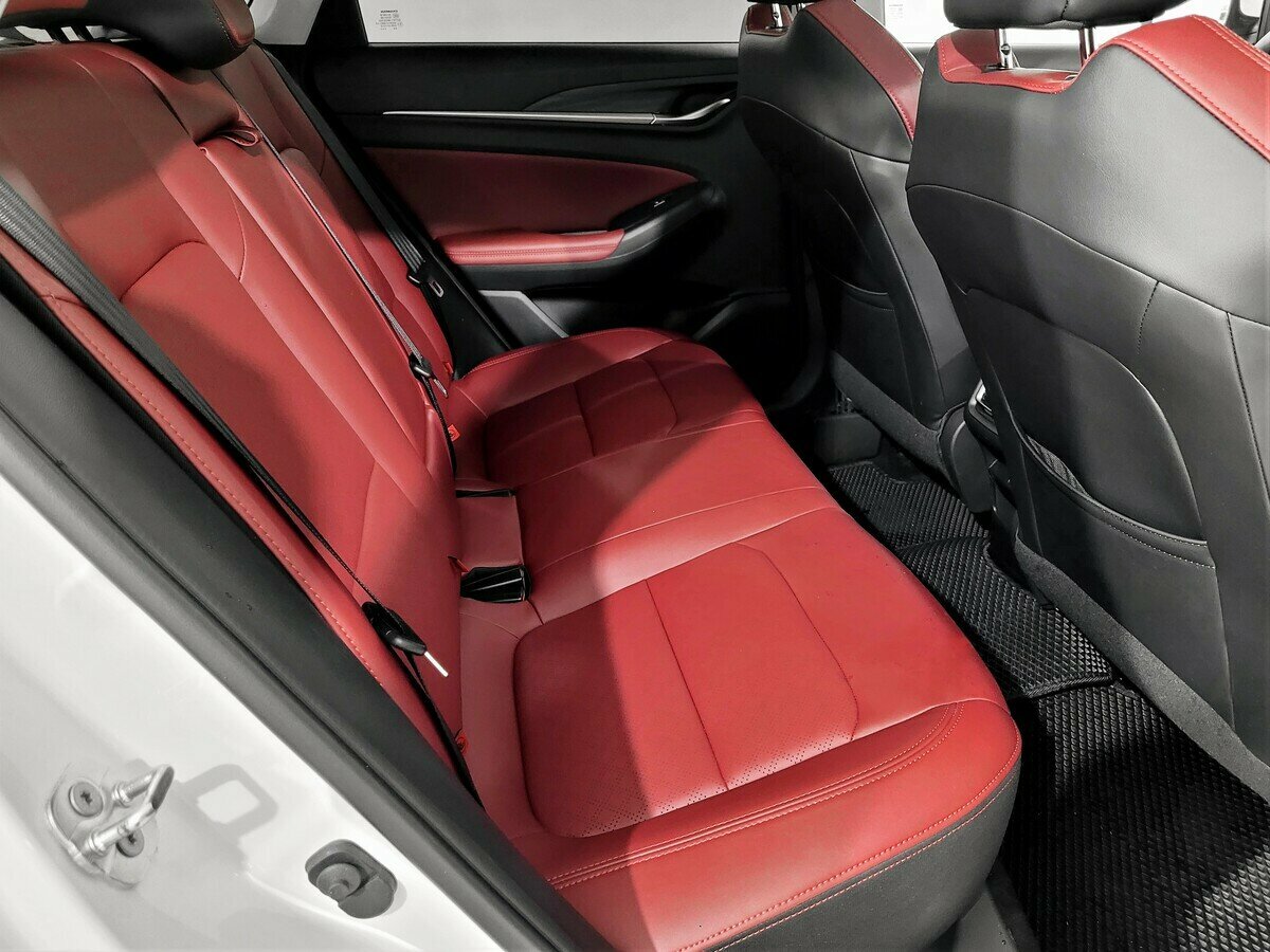 Б/У Чанган Еадо Плюс 2024 года. Фото: #11