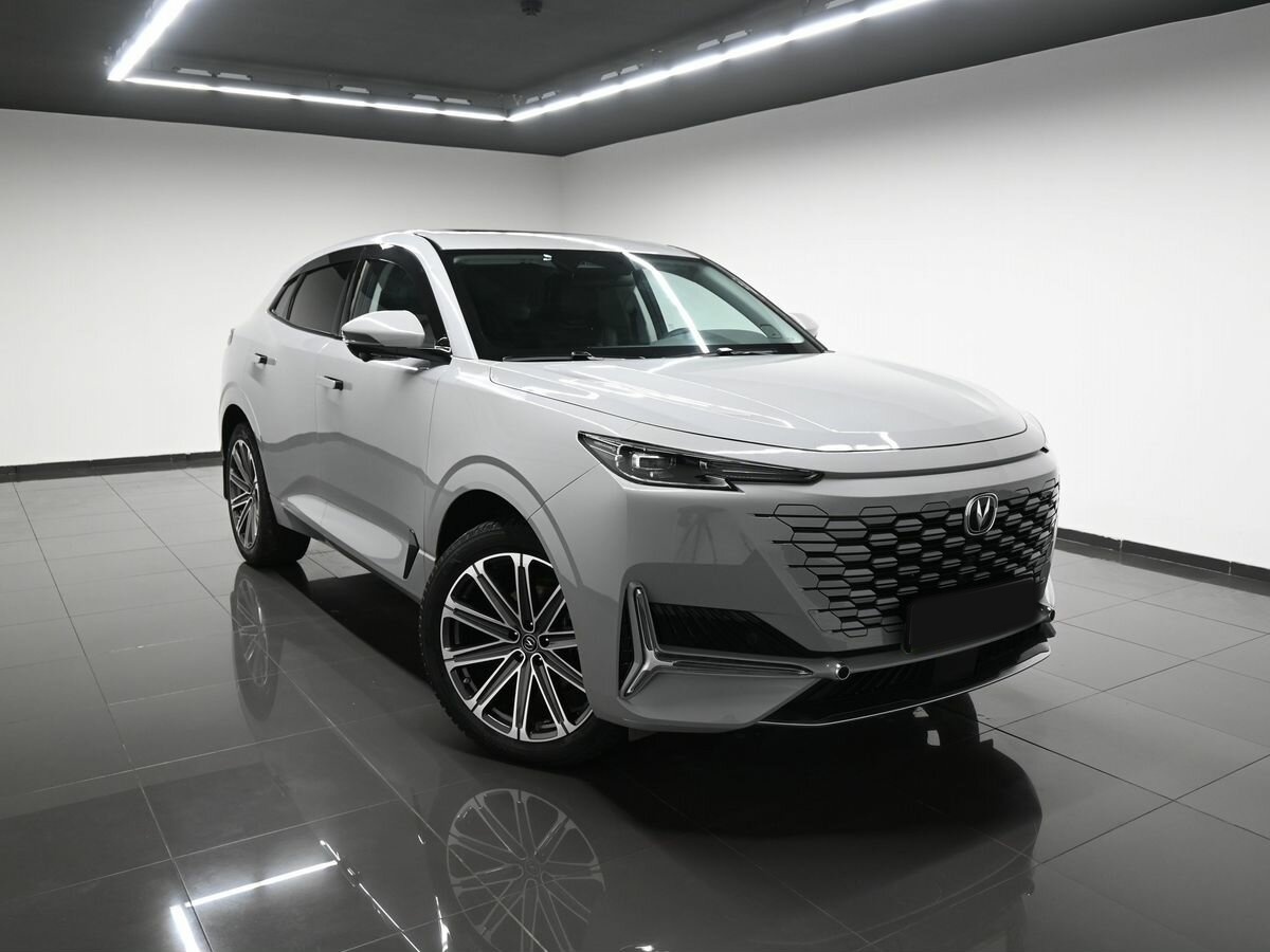 Б/У Чанган УНИ-К 2023 года. Фото: #4