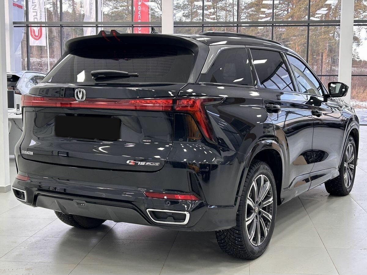 Б/У Чанган CS75 Plus 2024 года. Фото: #4