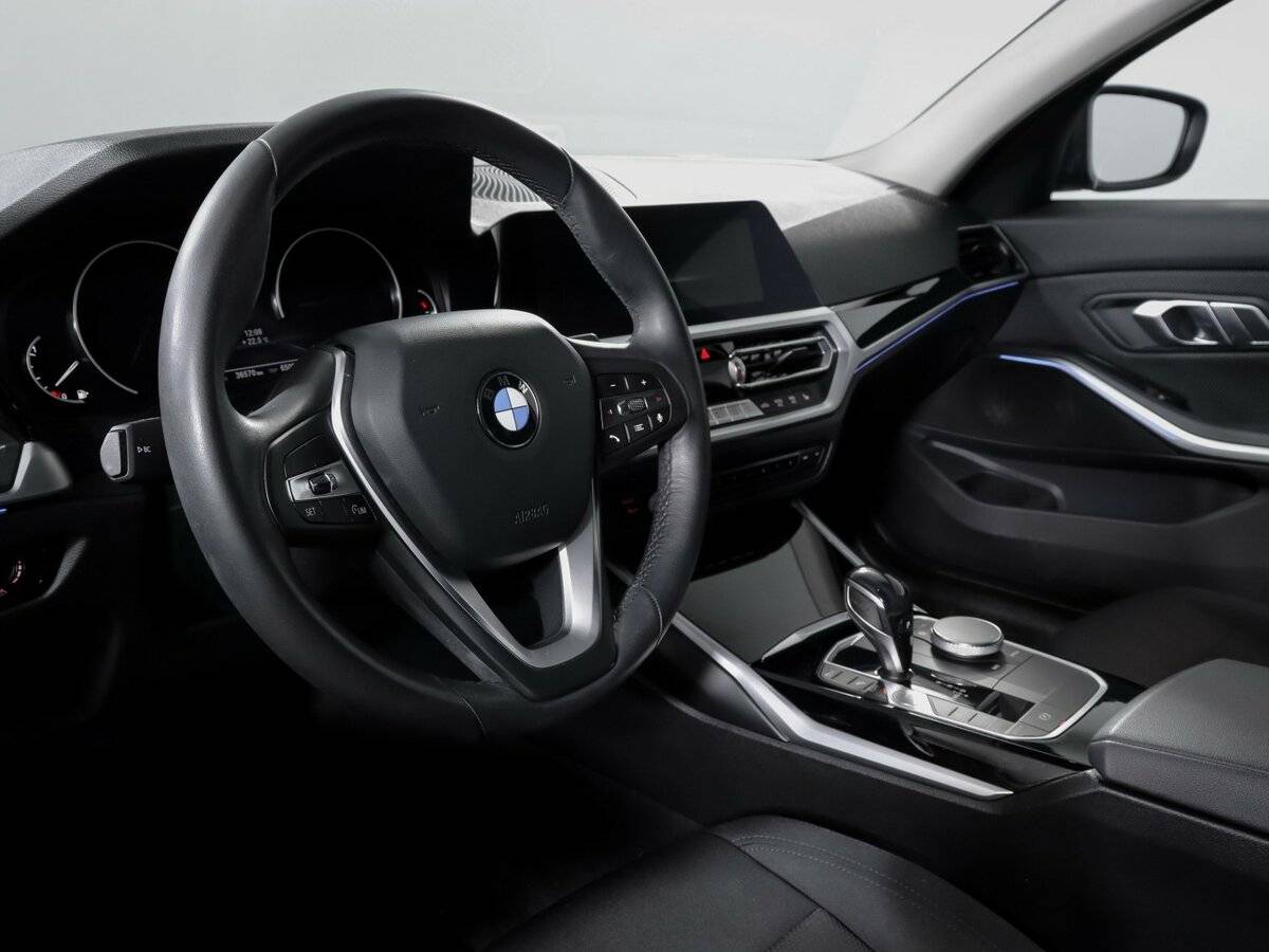 BMW 3 серии 2019 года с пробегом. Фото: #12