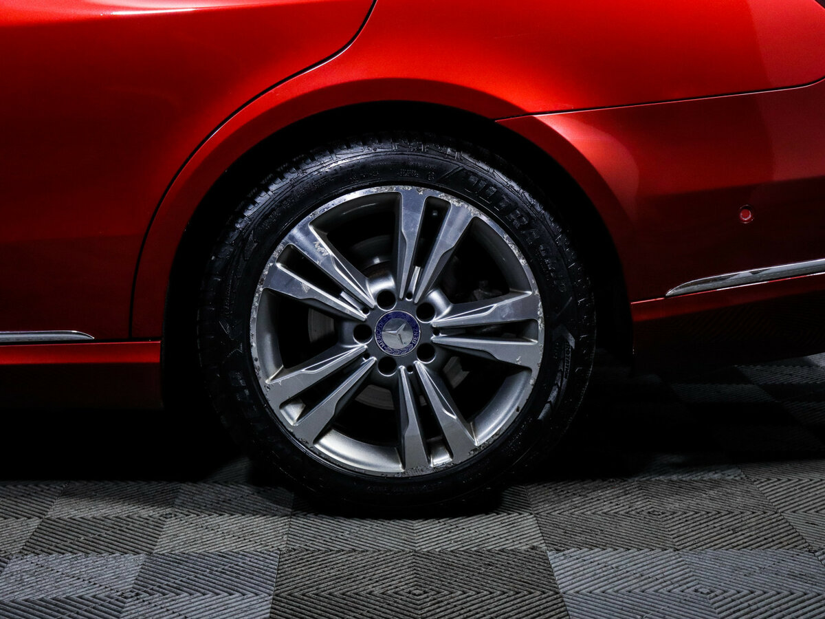 Б/У Мерседес-Бенц Е-Класс 2014 года. Фото: #12