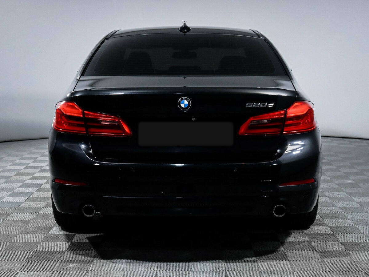 BMW 5 серии 2019 года с пробегом. Фото: #5