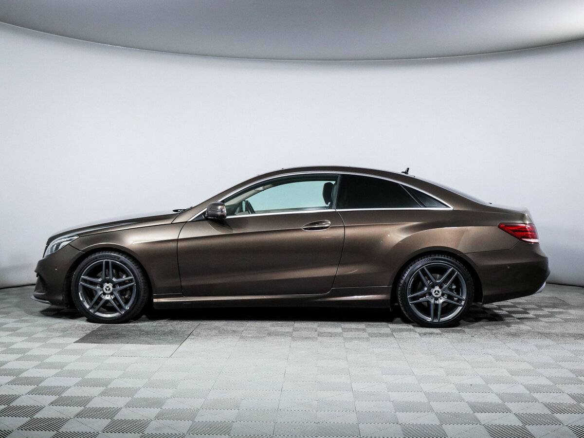 Б/У Мерседес-Бенц Е-Класс 2014 года. Фото: #7