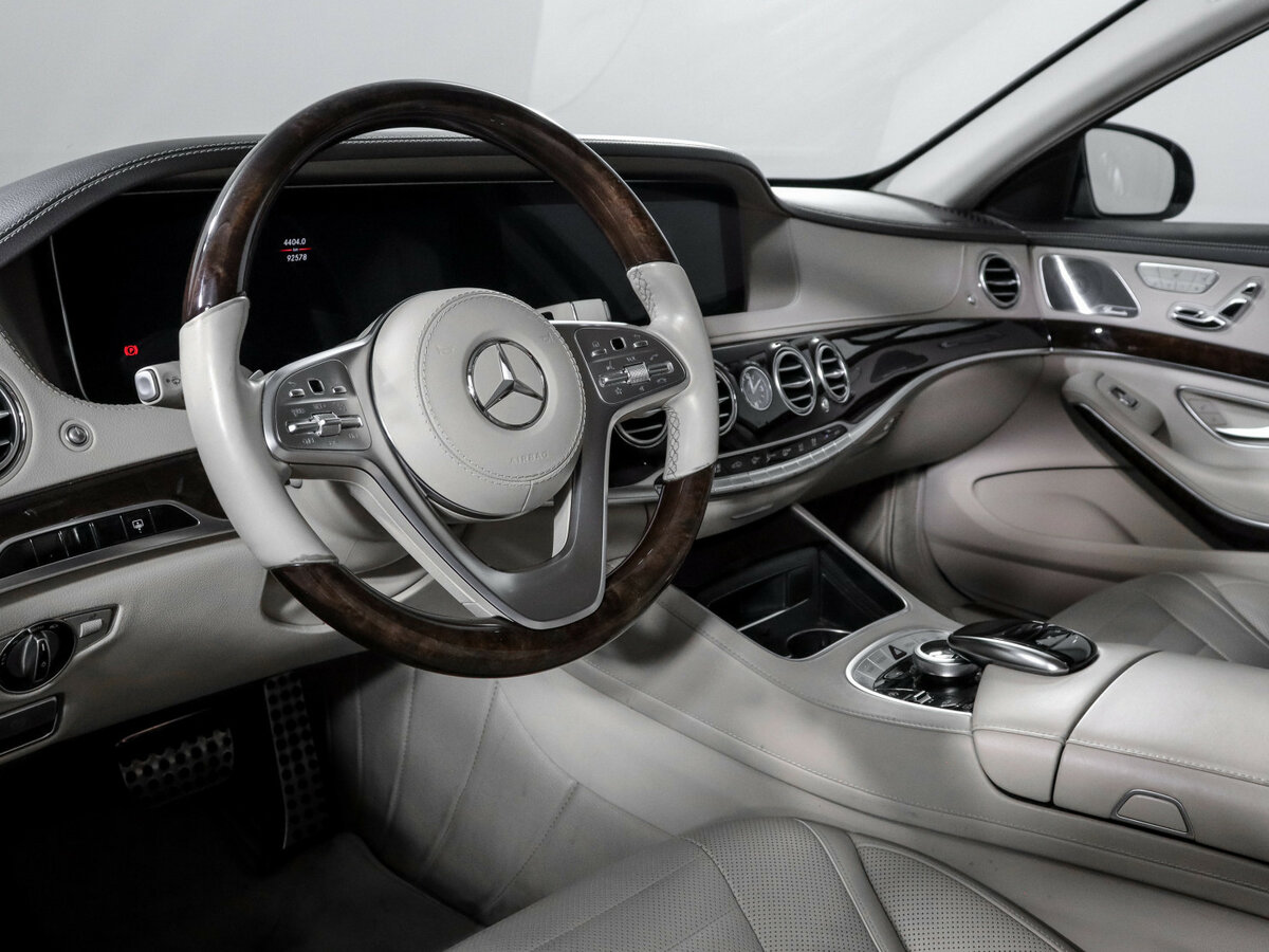 Б/У Мерседес-Бенц С-Класс 2019 года. Фото: #13