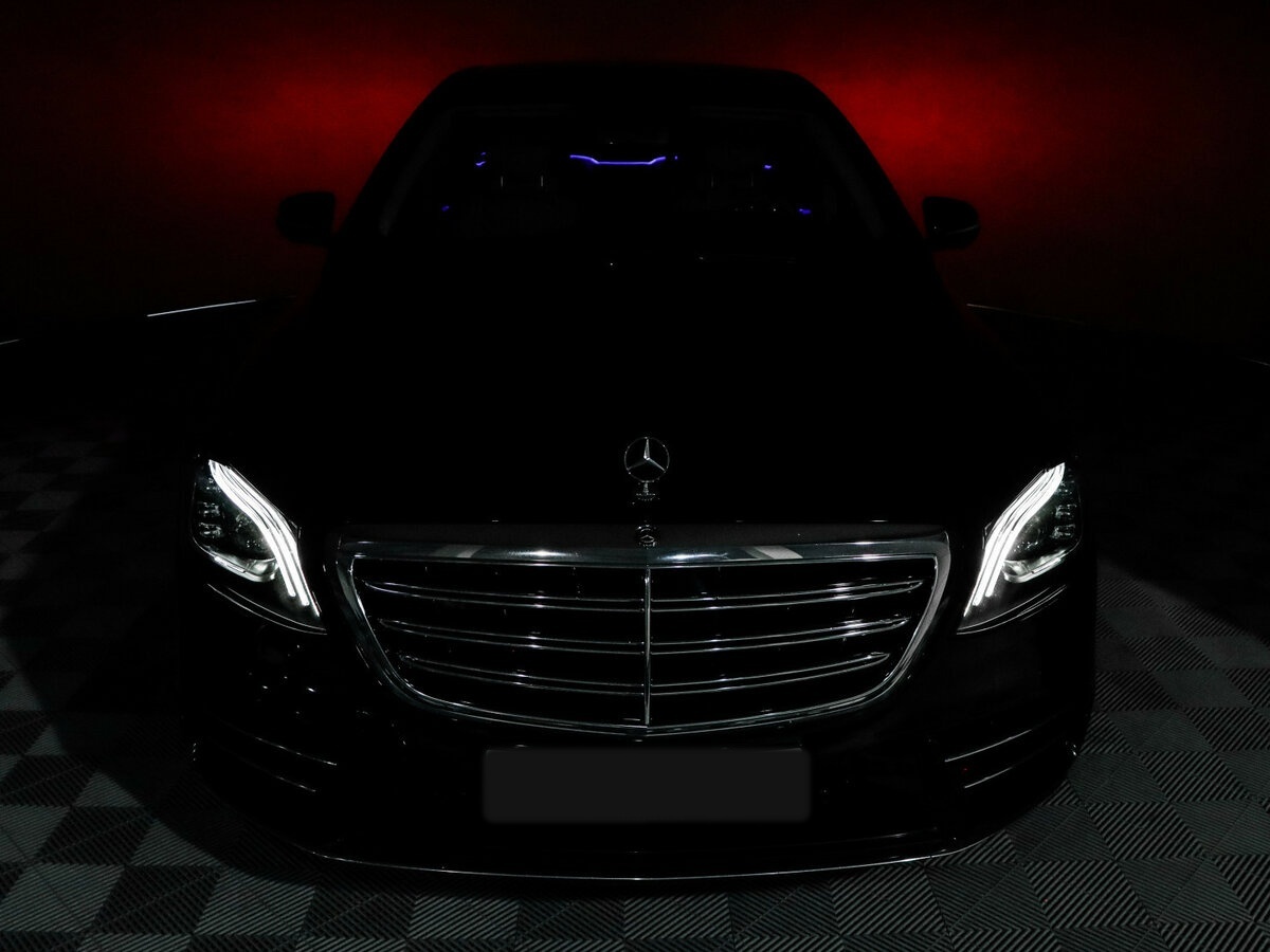 Б/У Мерседес-Бенц С-Класс 2019 года. Фото: #20