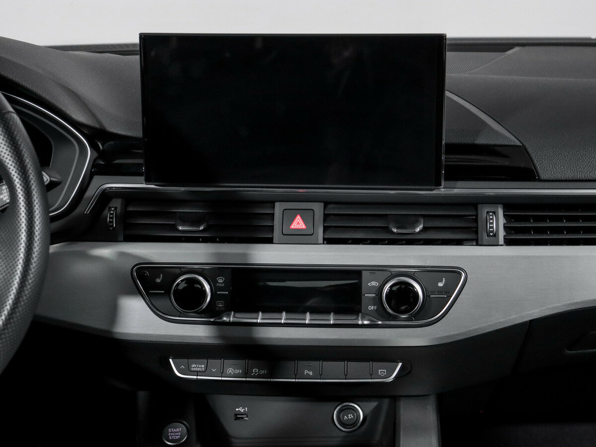 Audi A4 2020 года с пробегом. Фото: #9