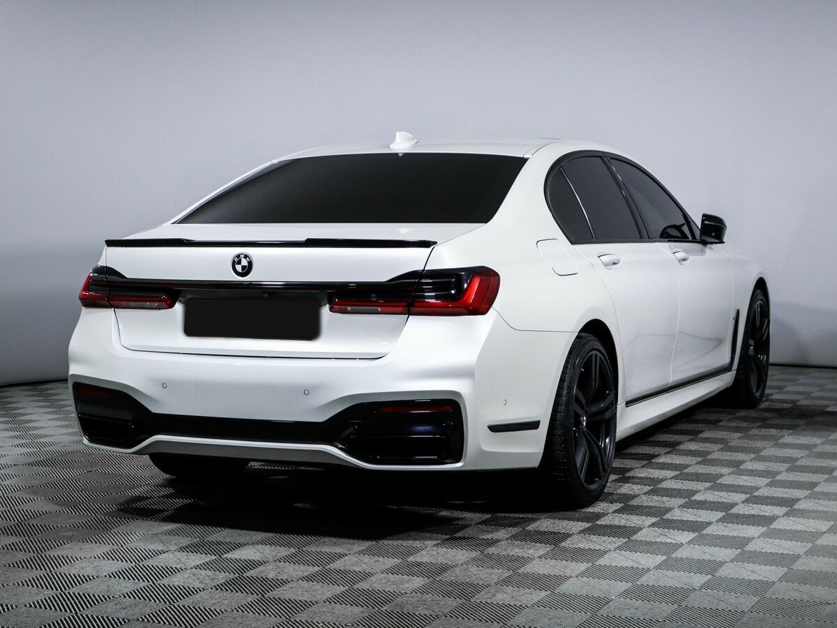 BMW 7 серии 2020 года с пробегом. Фото: #4