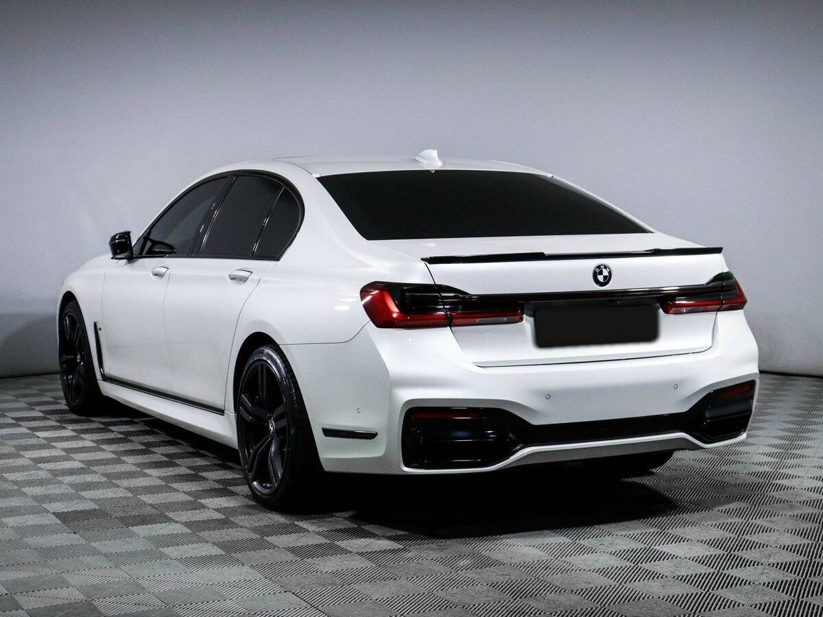 BMW 7 серии 2020 года с пробегом. Фото: #6