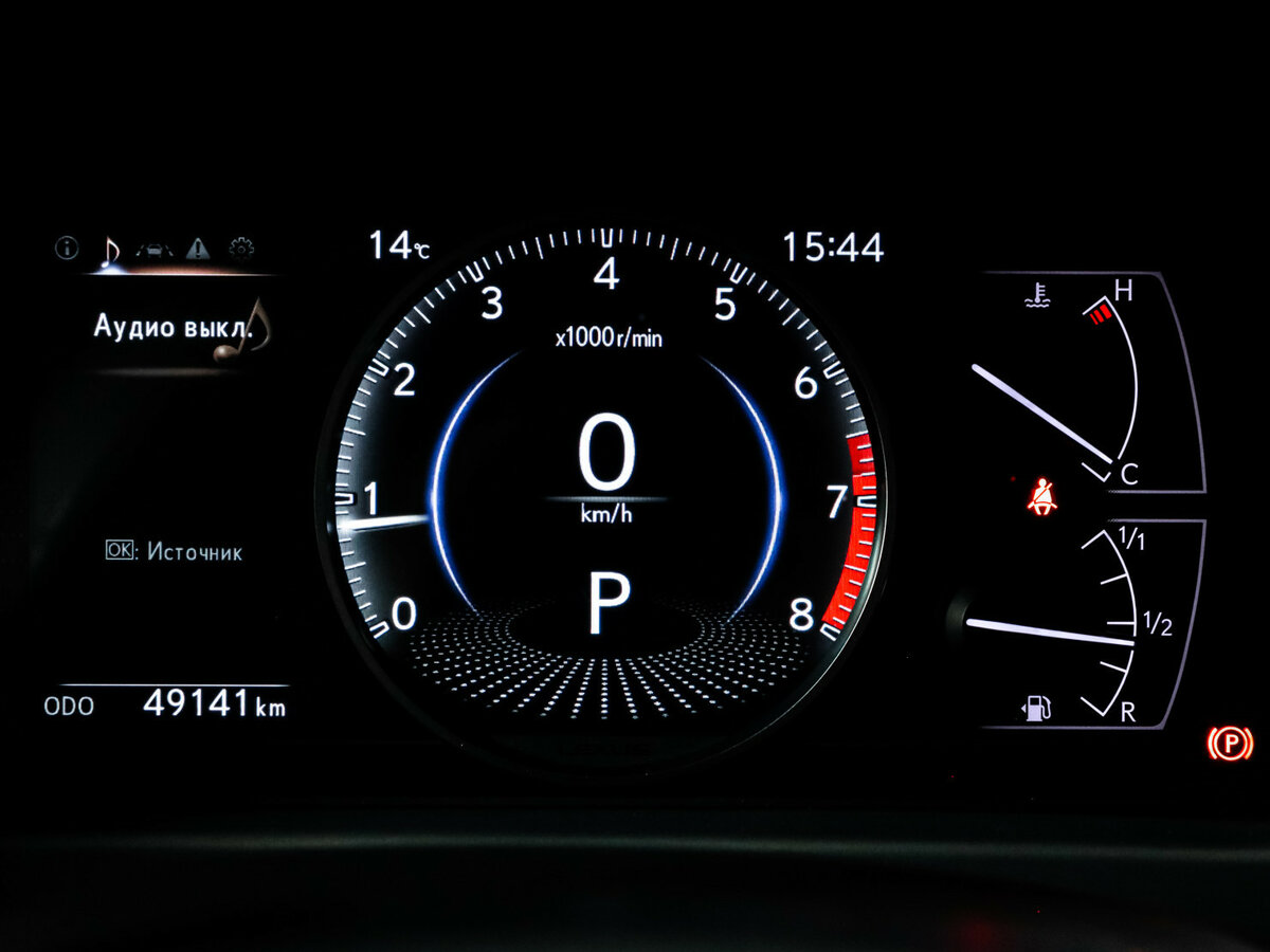 Б/У Лексус У-Икс 2019 года. Фото: #8