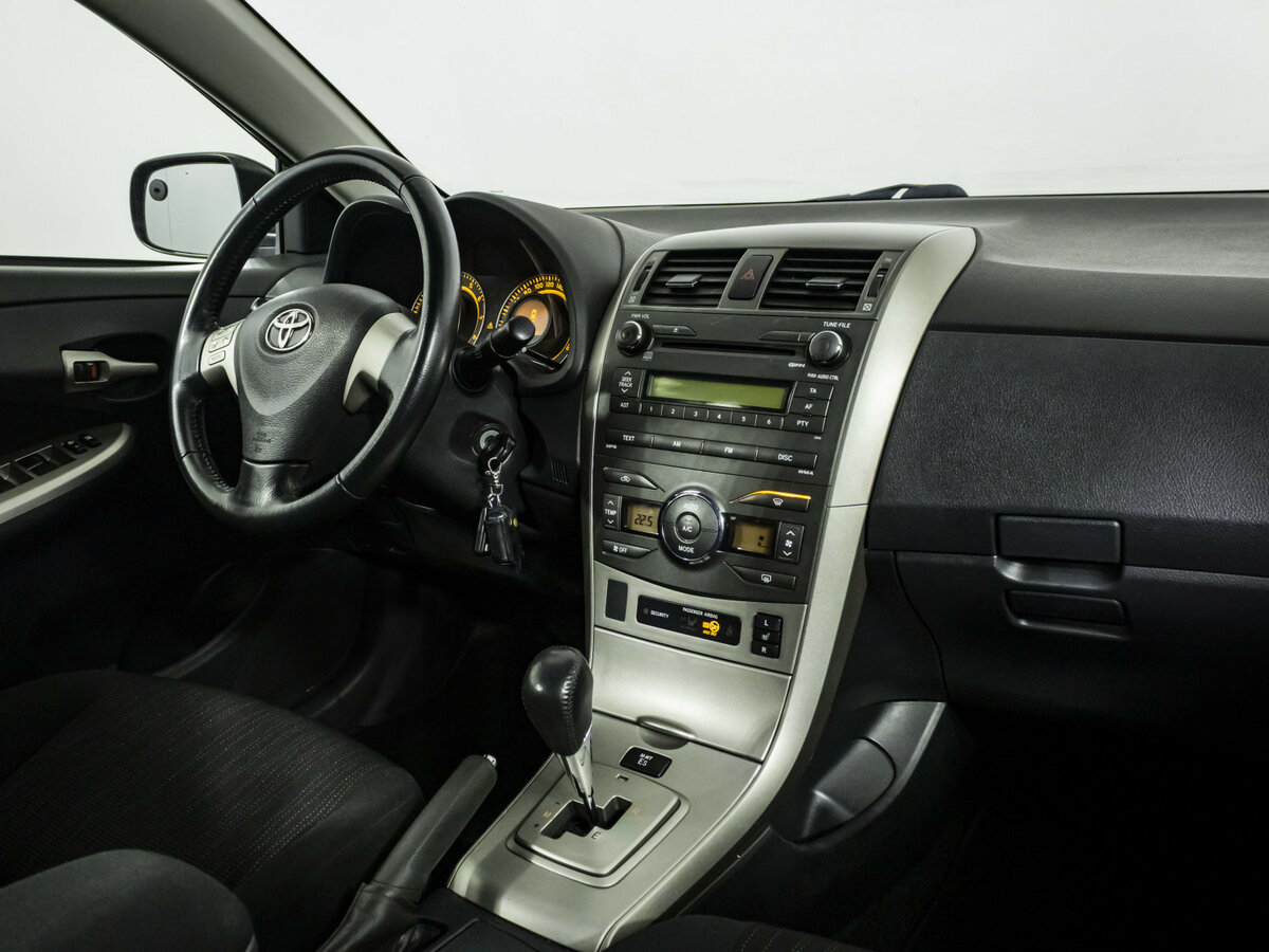 Б/У Тойота Королла 2008 года. Фото: #7