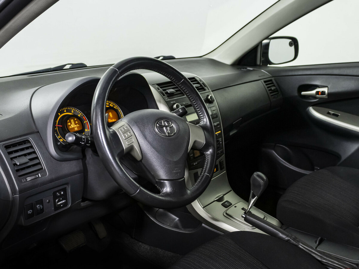 Б/У Тойота Королла 2008 года. Фото: #8