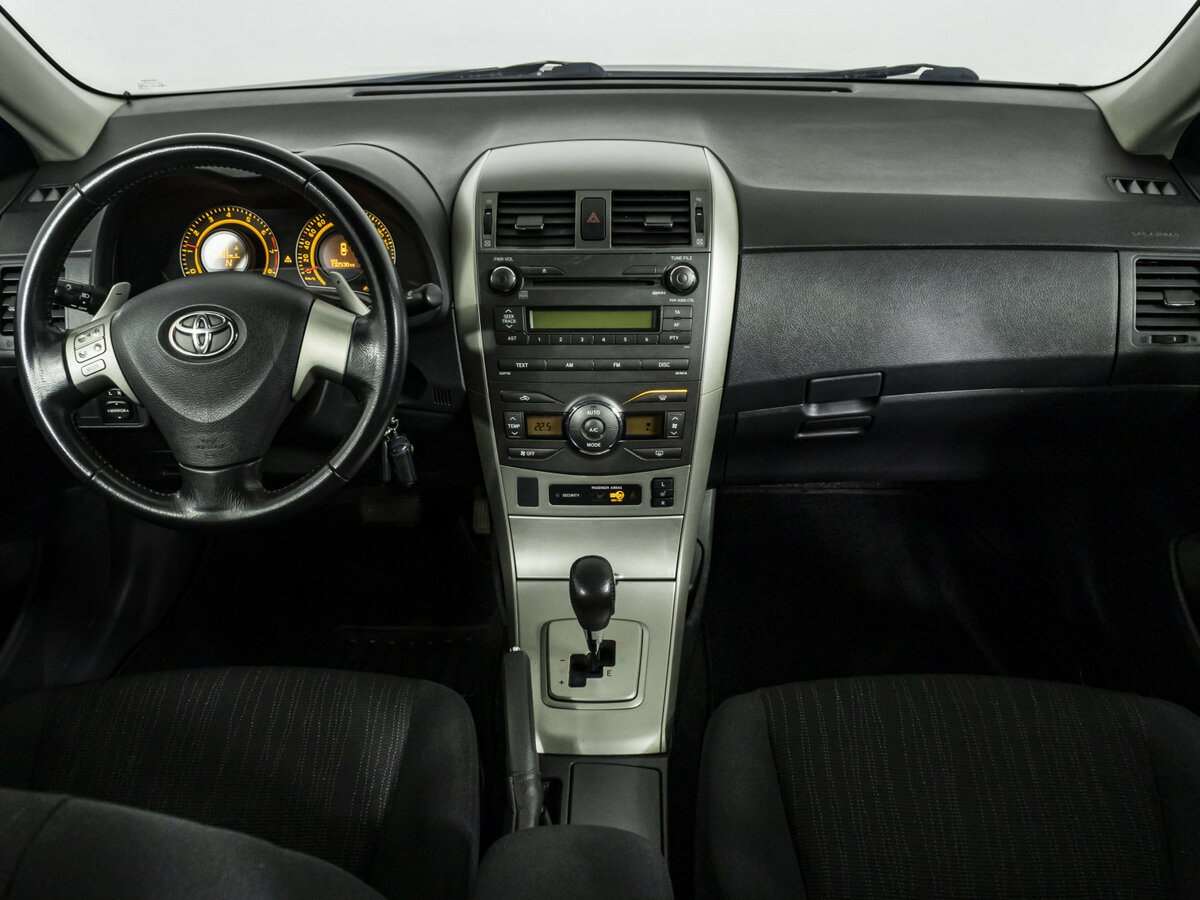 Б/У Тойота Королла 2008 года. Фото: #10