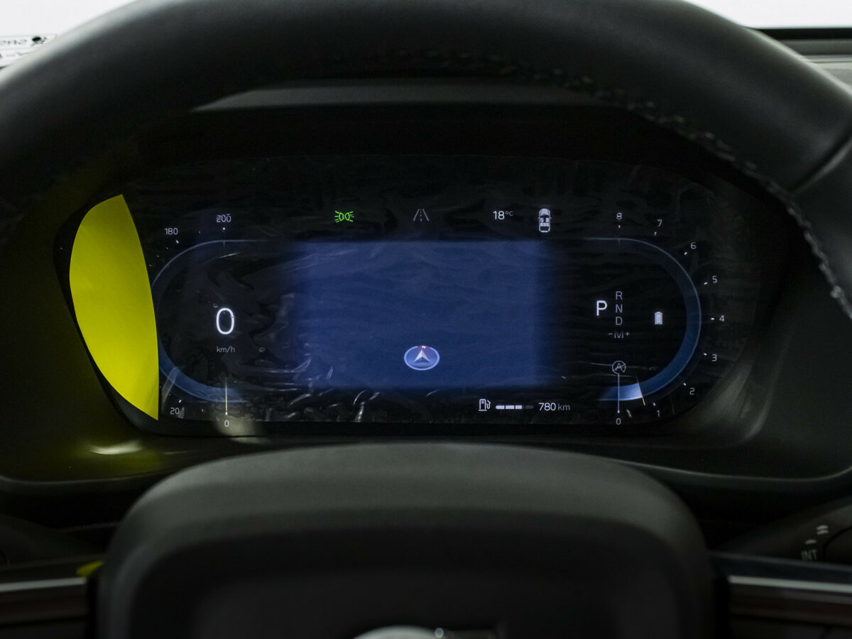 Б/У Вольво ИксЦ40 2024 года. Фото: #9