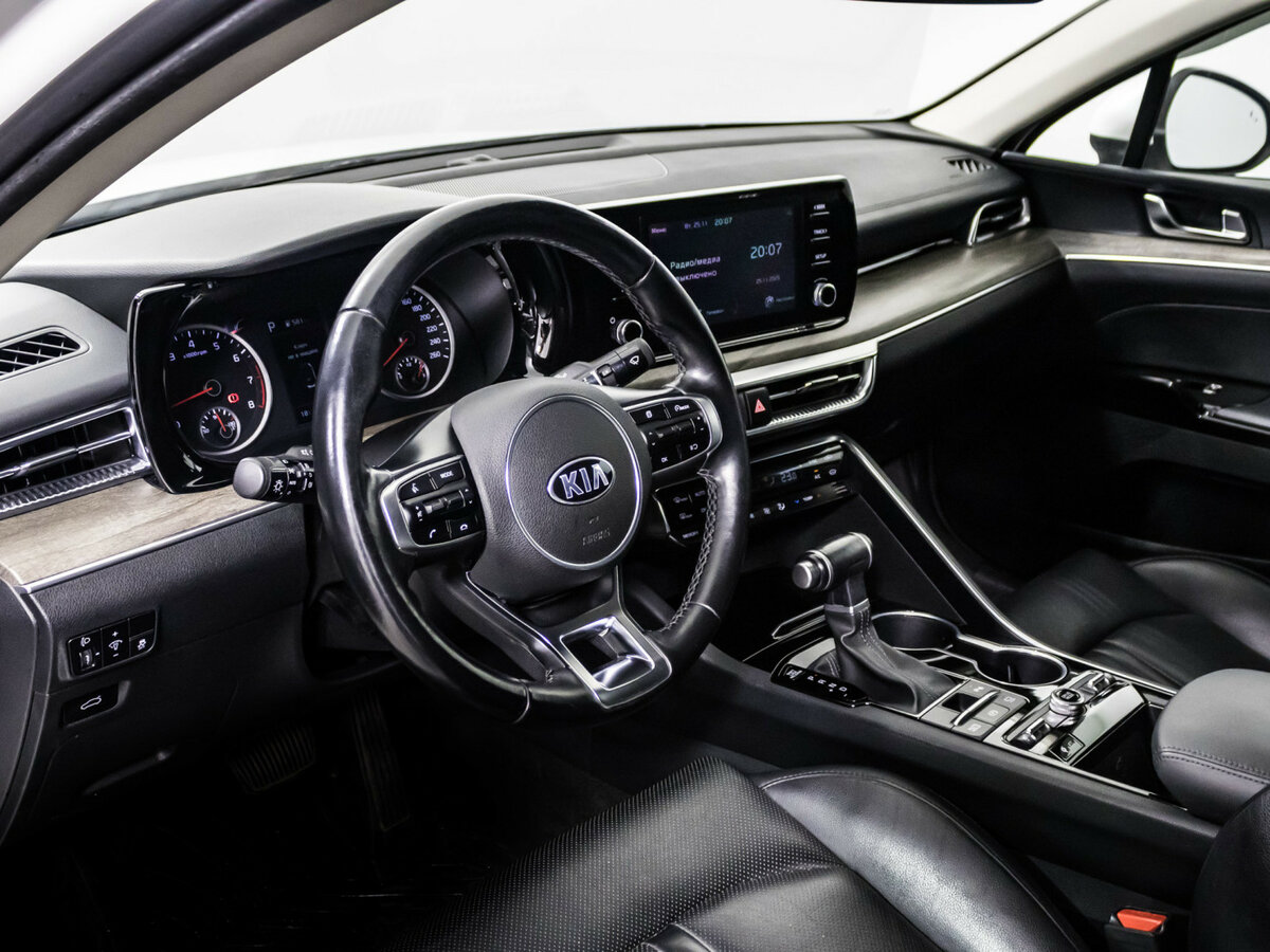 Kia K5 2021 года с пробегом. Фото: #17