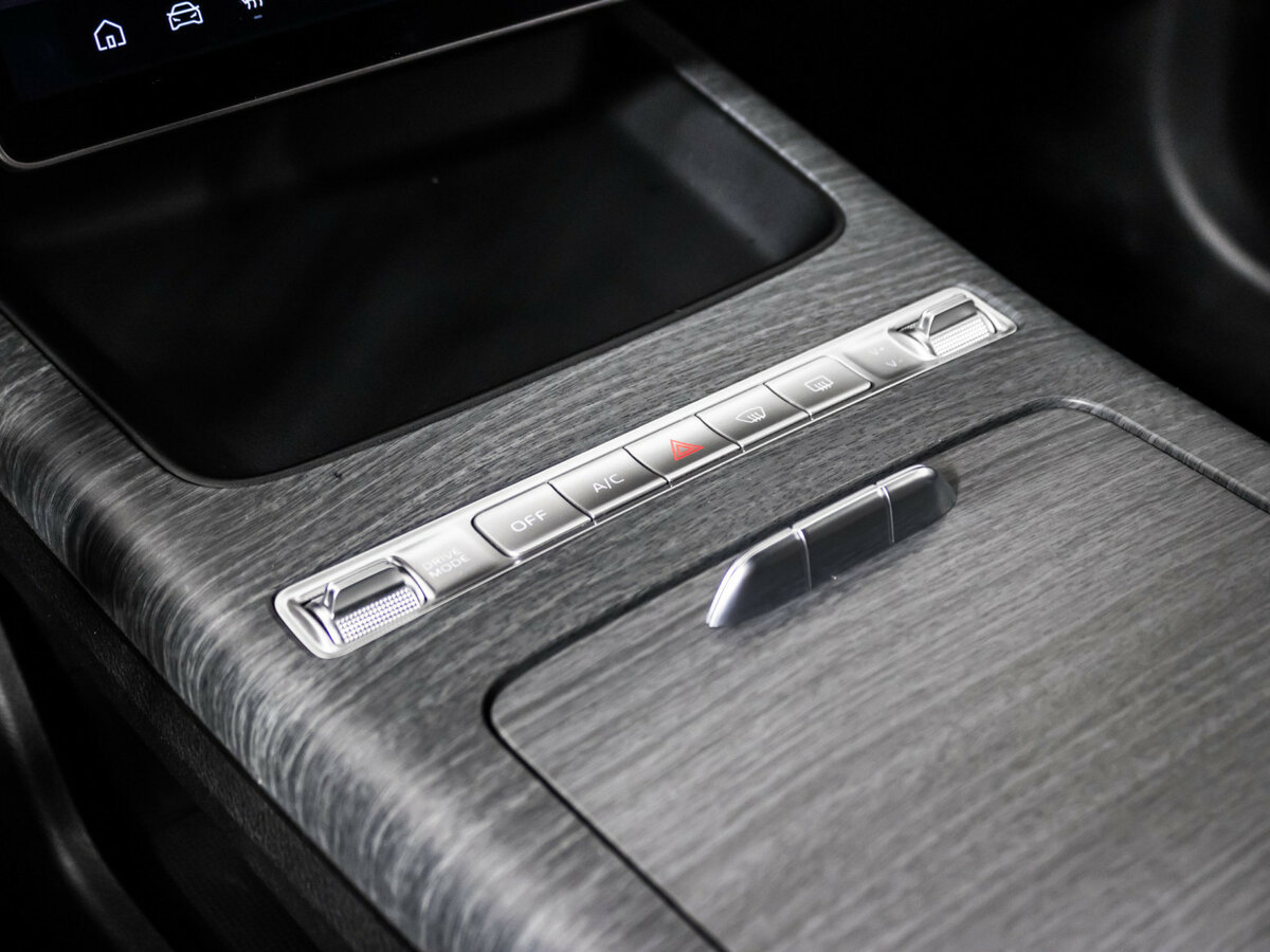 Б/У Джили Префейс 2024 года. Фото: #17