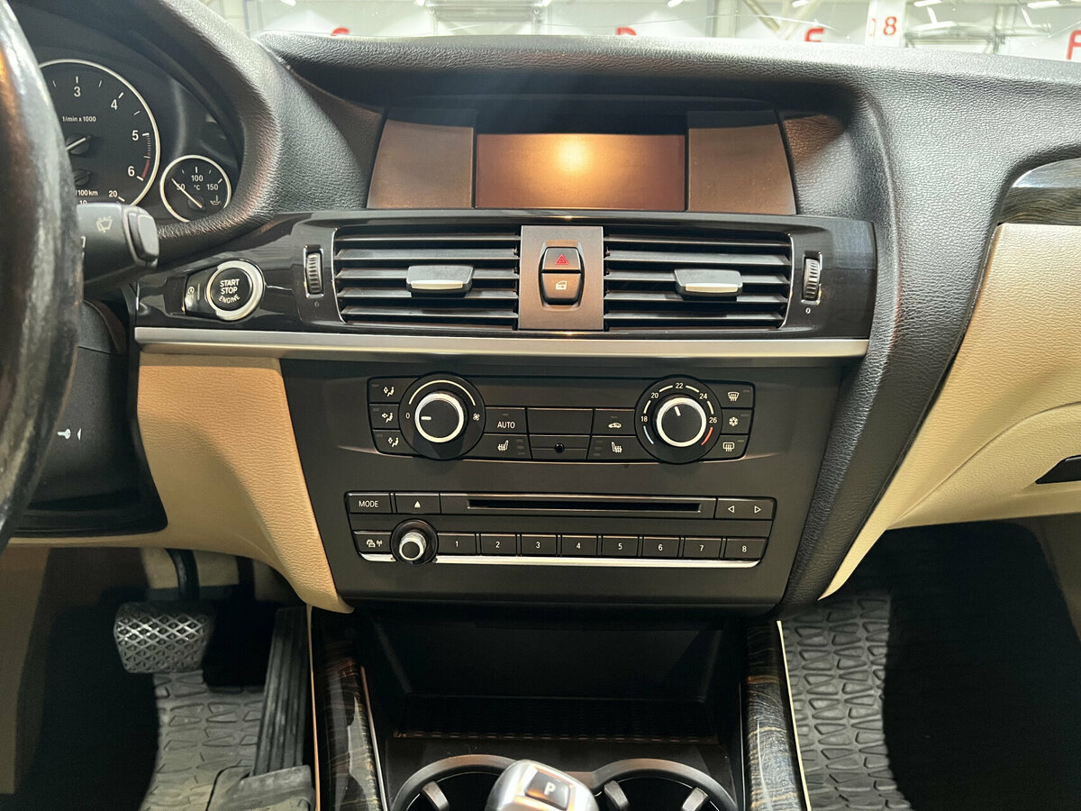 Б/У БМВ Икс3 2012 года. Фото: #14