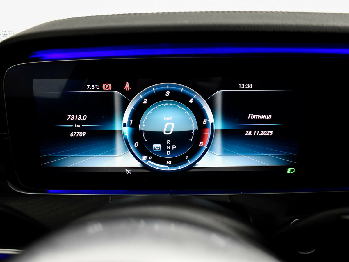 Mercedes-Benz E-Класс 2019 года с пробегом. Фото: #18