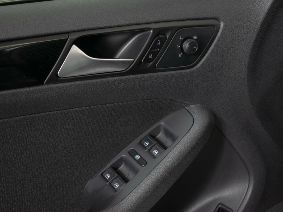 Б/У Фольксваген Джетта 2018 года. Фото: #13