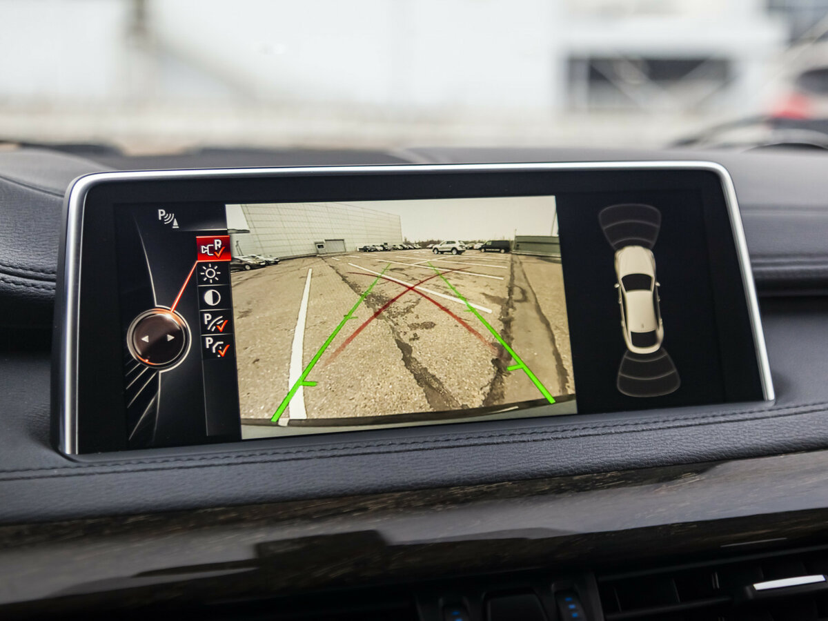 Б/У БМВ Икс6 2016 года. Фото: #19