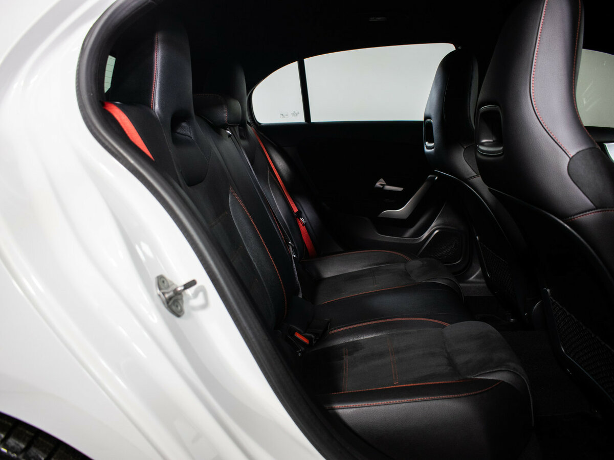 Б/У Мерседес-Бенц А-Класс АМГ 2021 года. Фото: #6