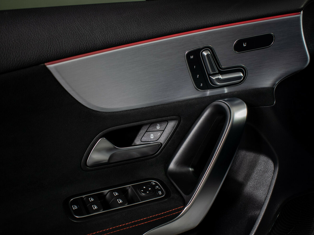 Б/У Мерседес-Бенц А-Класс АМГ 2021 года. Фото: #14