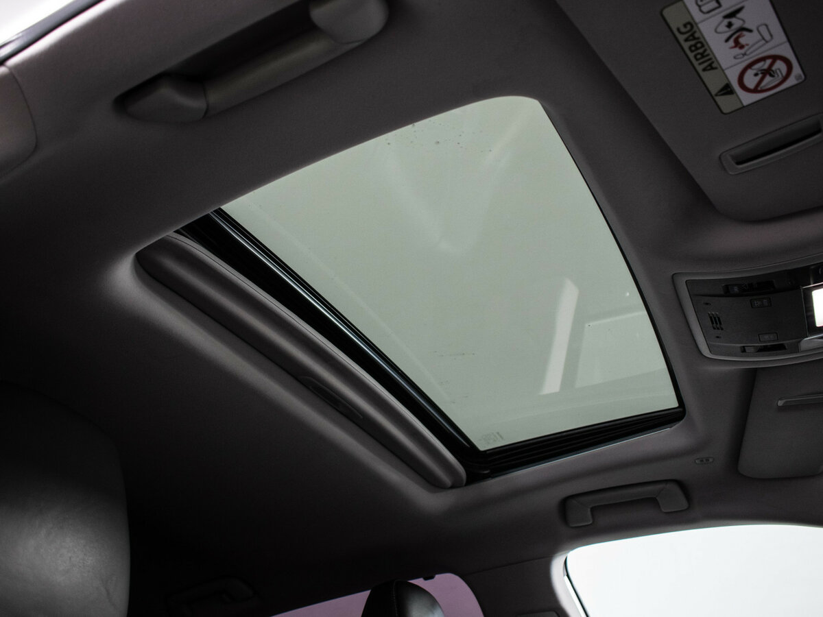 Б/У Лексус Р-Икс 2016 года. Фото: #9