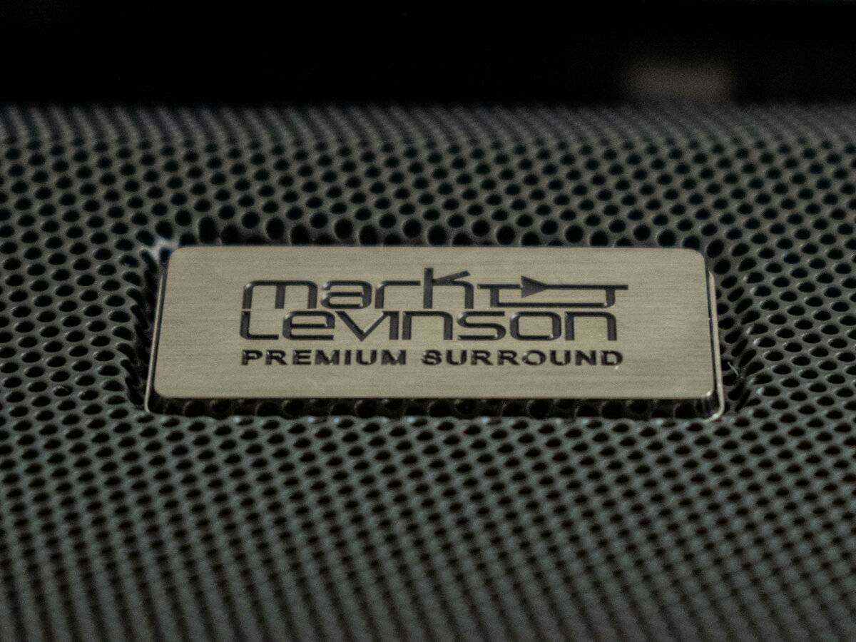 Б/У Лексус Р-Икс 2016 года. Фото: #18